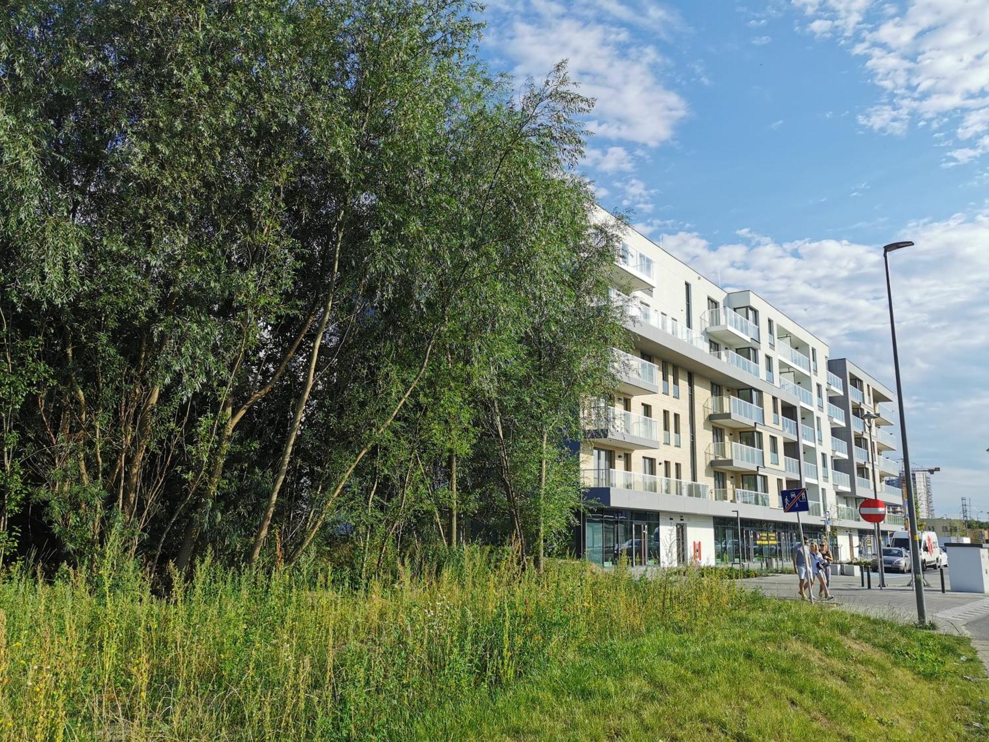 Flou Przystan Letnica 2, Noclegi Plaza 700M, Gdansk
